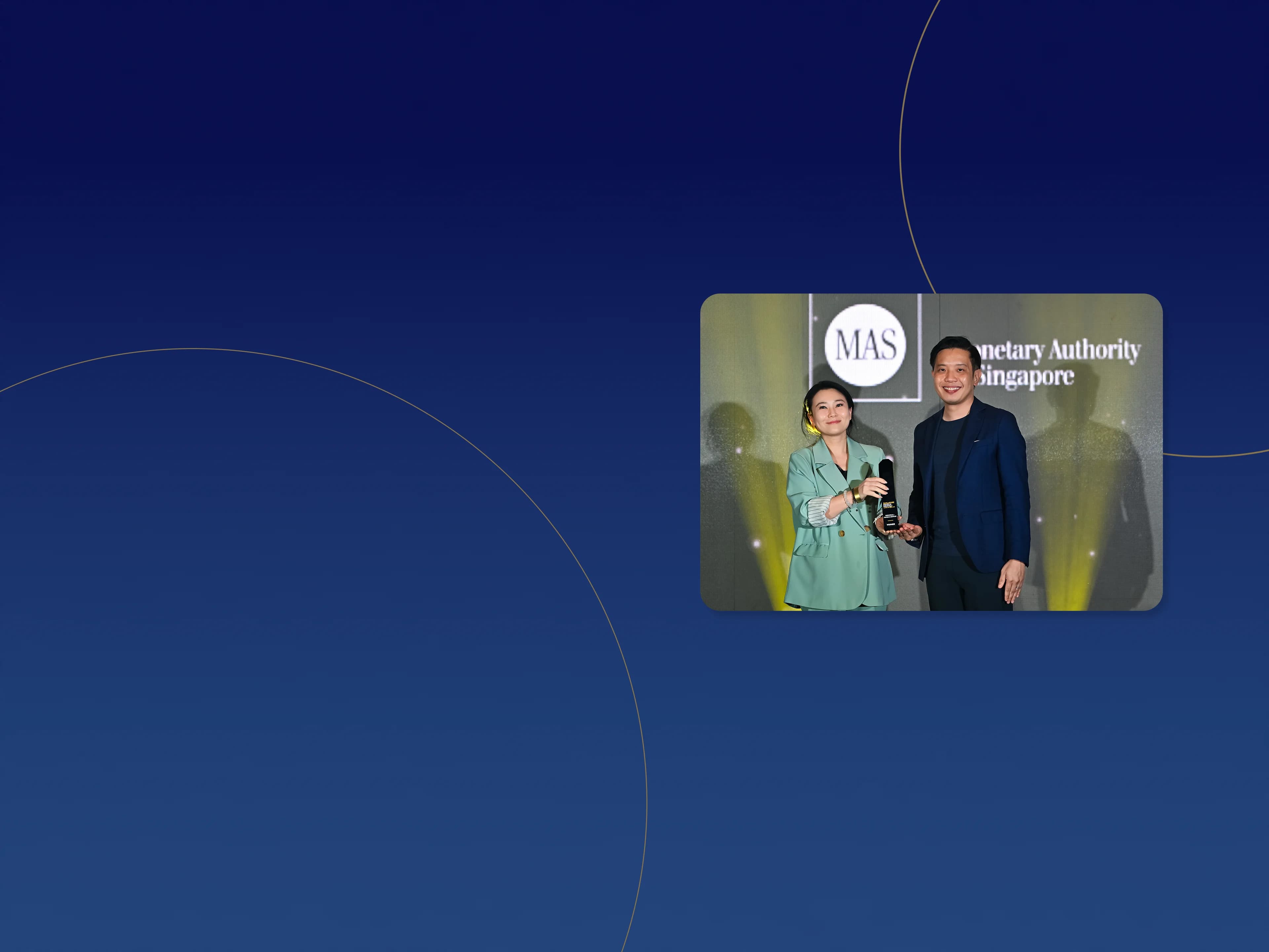 Alice Liu, CEO and Founder of dtcpay has been awarded FinTech Mentor of the year at SFF 2025 